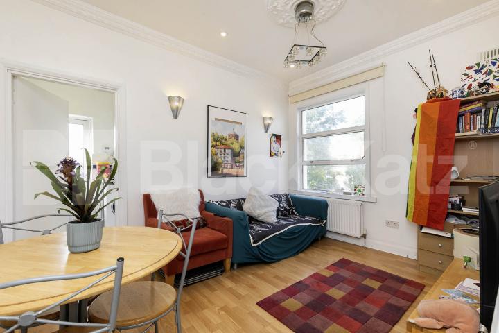 Modern Apartment Little Ealing Lane, South Ealing